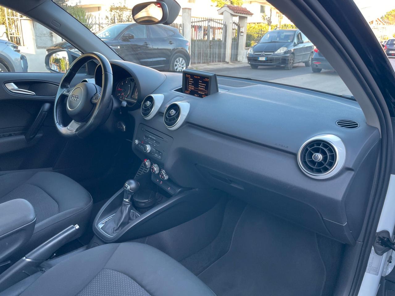 AUDI A1 SPB 1.6 TDI S tronic S LINE EDITION