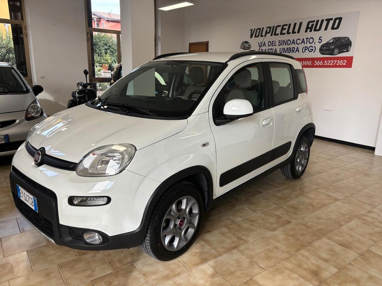 FIAT PANDA 4X4 ANNO 2015 DS 1.3 MULTIJET ADATTA NEOPATENTATI KM 126 MILA