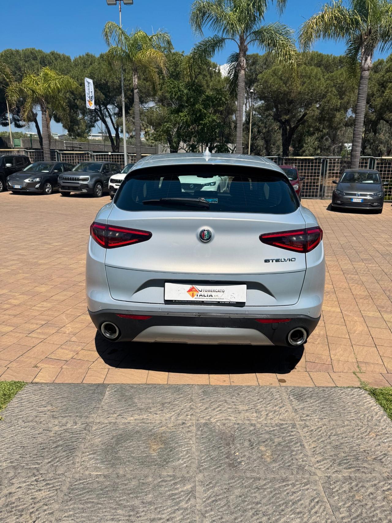 Alfa Romeo Stelvio 2.2 Turbodiesel 160 CV AT8 RWD Business