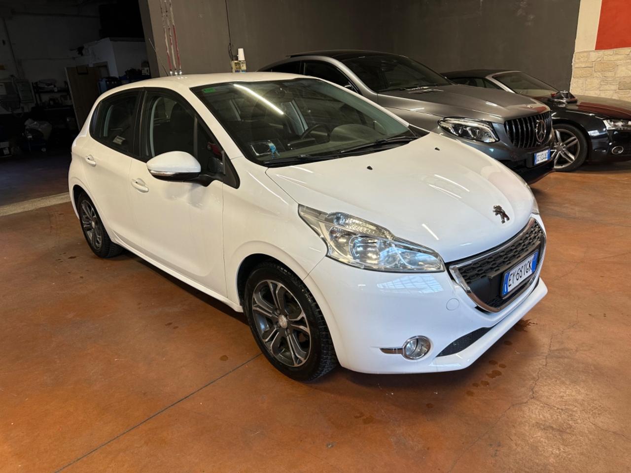 Peugeot 208 1.4 HDi 68 CV 5 porte Active