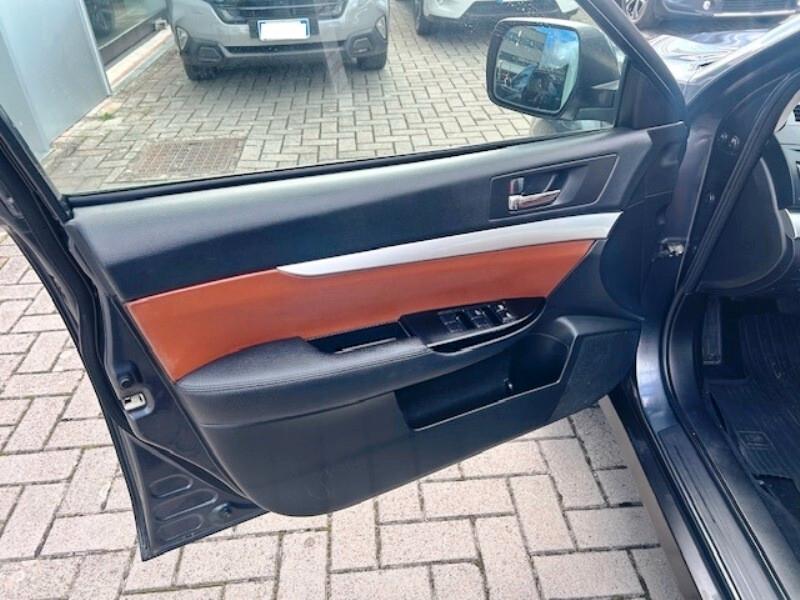 Subaru OUTBACK 2.5i Bi-Fuel - Impianto BRC fino 07/2032