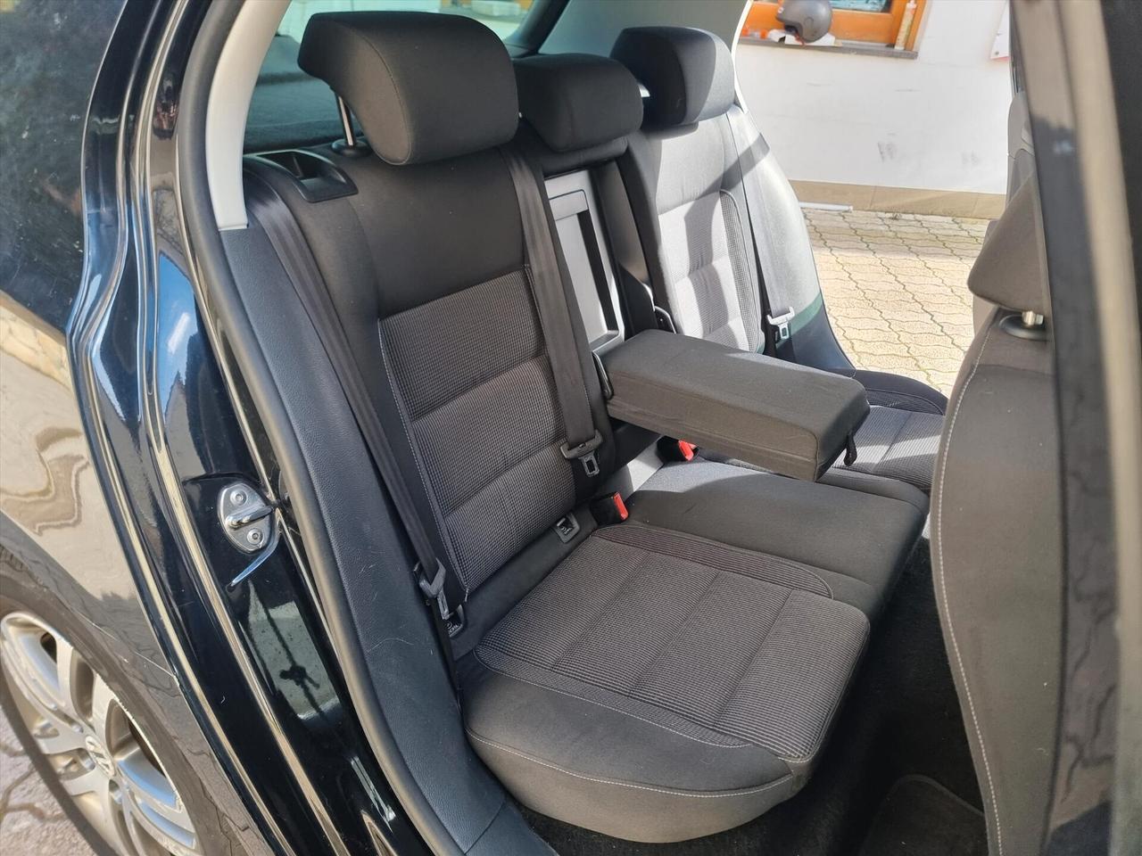 Volkswagen Golf Var. 2.0 TDI DPF Comfortline