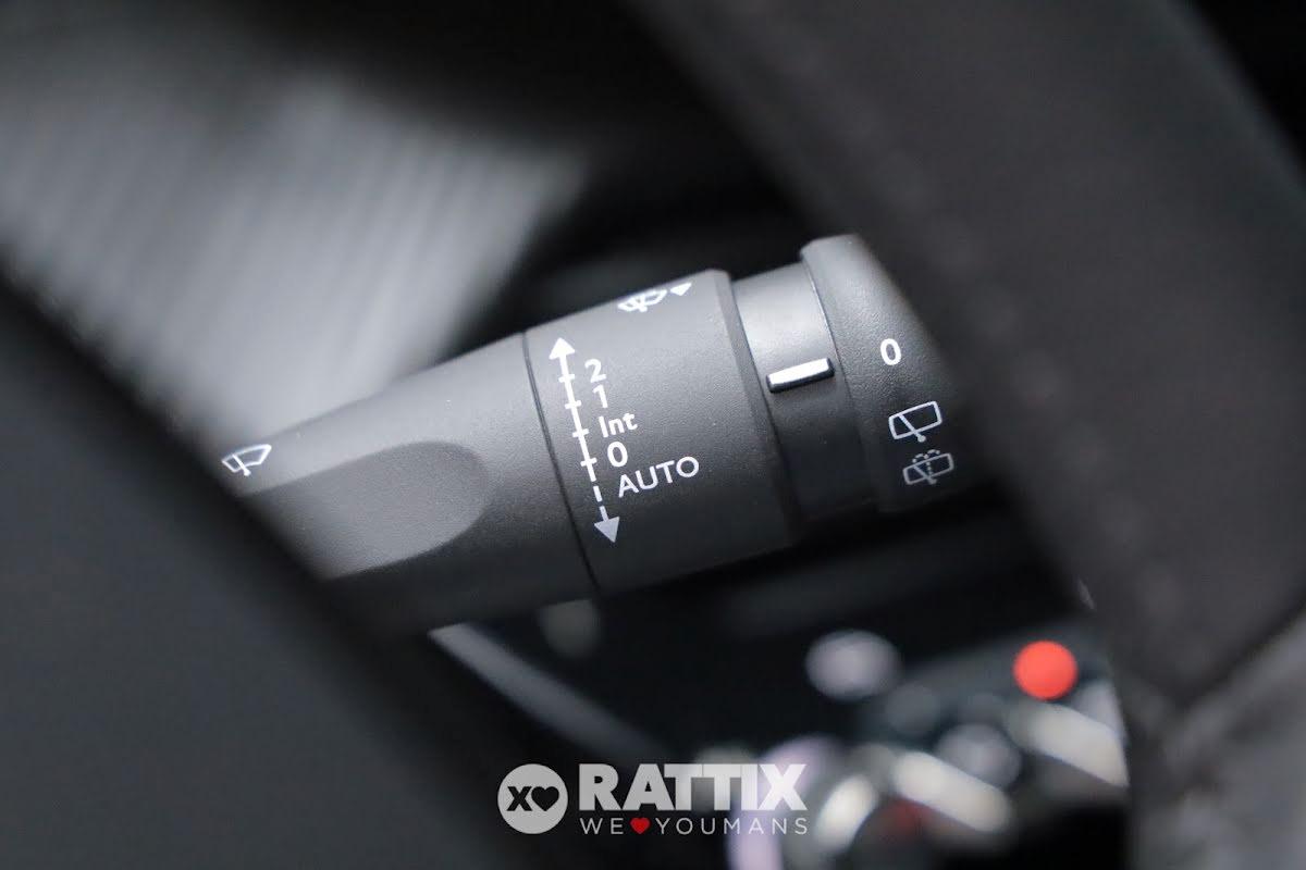 Peugeot 2008 1.2 puretech 100CV Allure