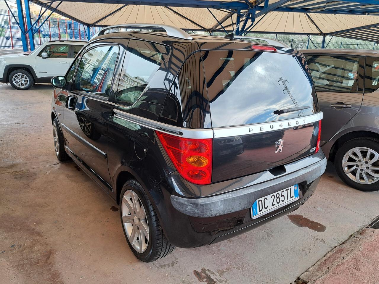 Peugeot 1007 1.4 BENZ.