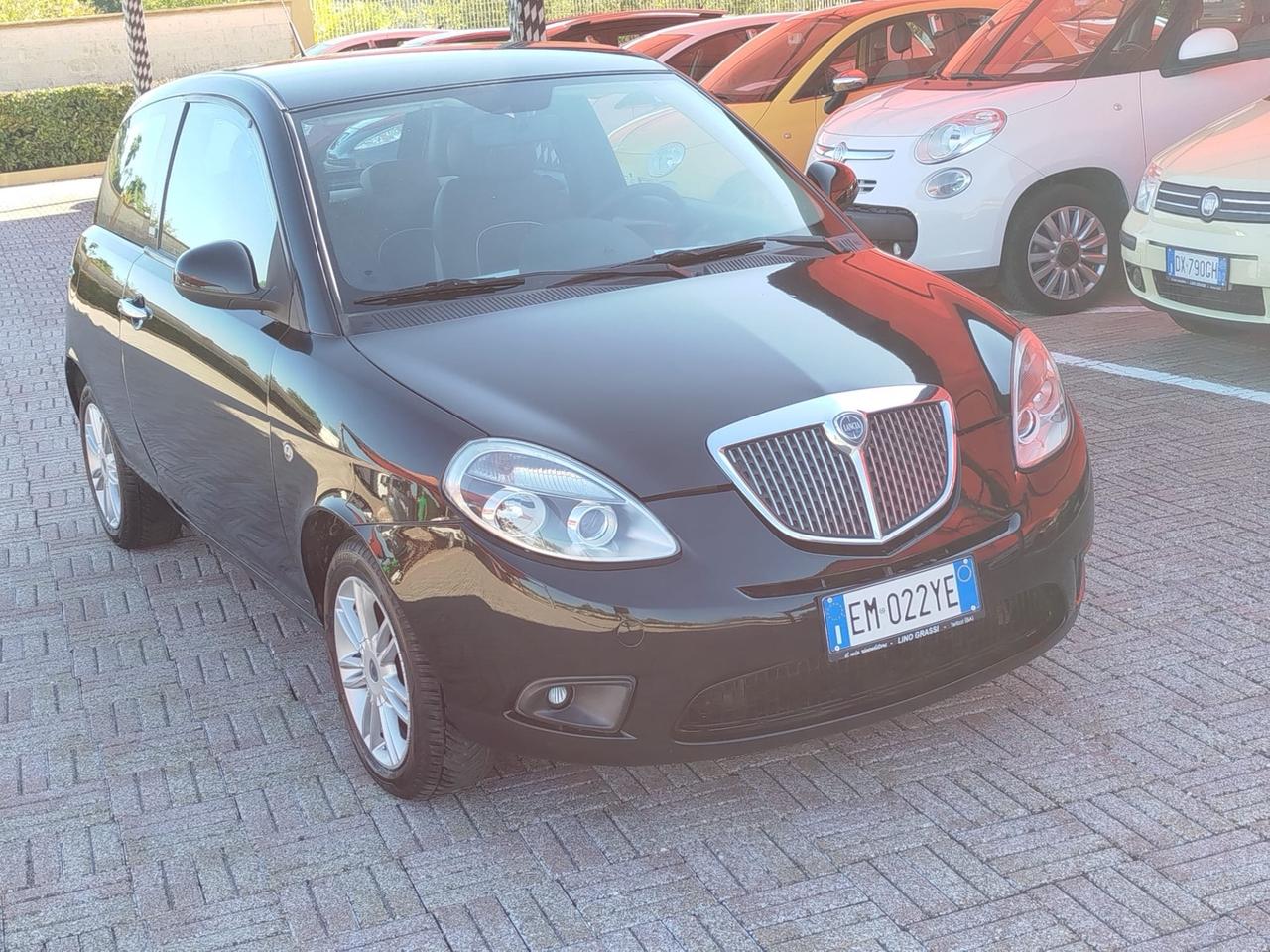 Lancia Ypsilon 1.2 69 CV 3 porte GPL