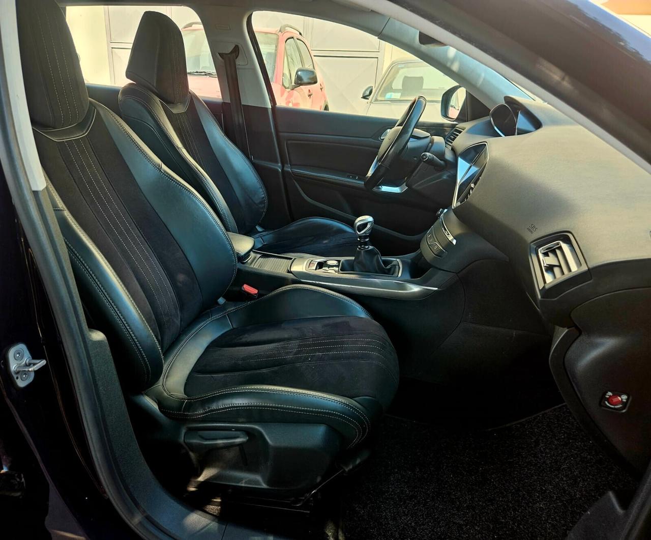 Peugeot 308 BlueHDi 120 S&S SW GT Line