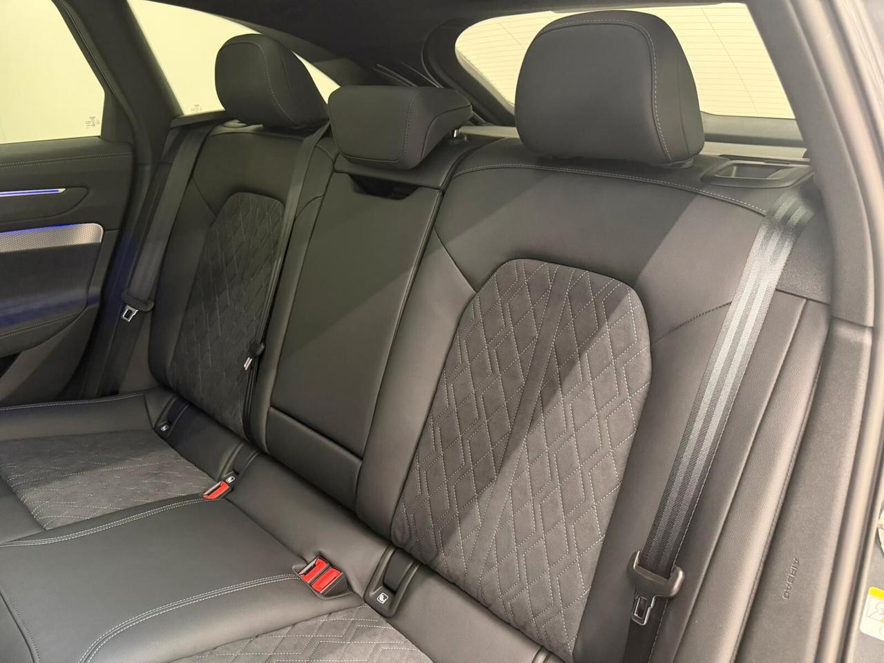 Audi A6 Avant 50 3.0 TDI quattro tiptronic S line edition