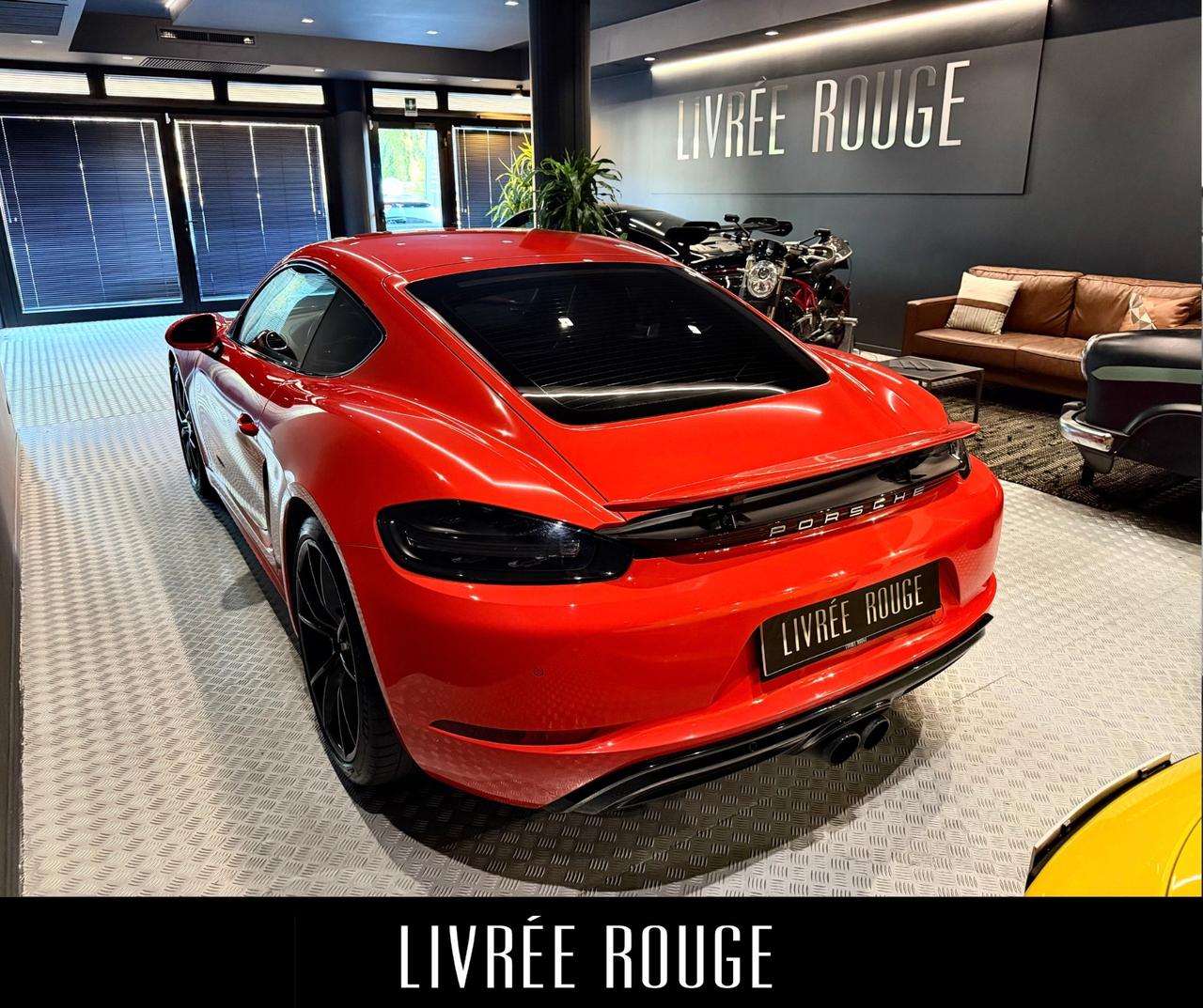 Porsche Cayman 718 2.0 300cv PDK