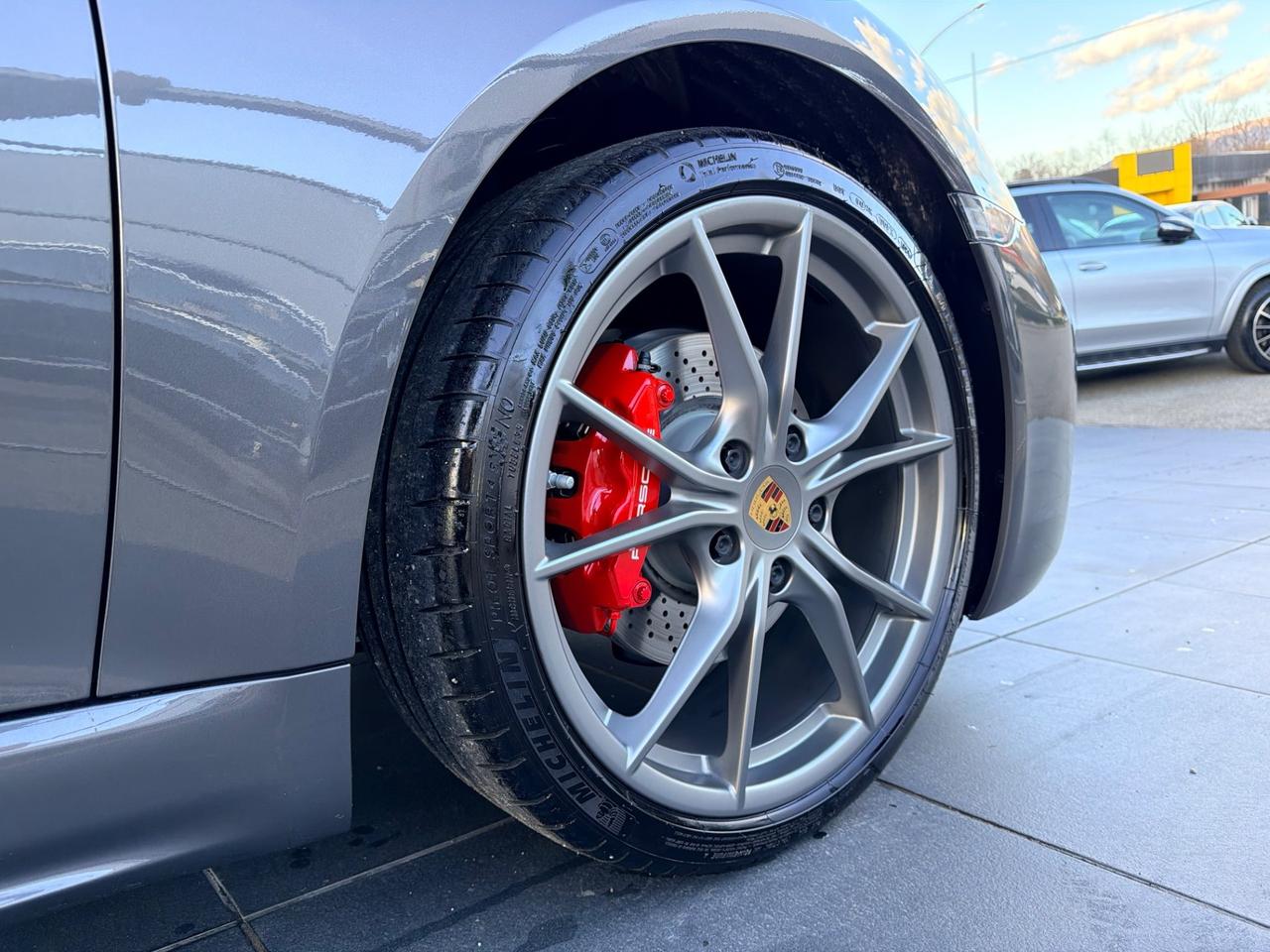 Porsche 718 Spyder Cayman 2.0 T 300cv 4.000km