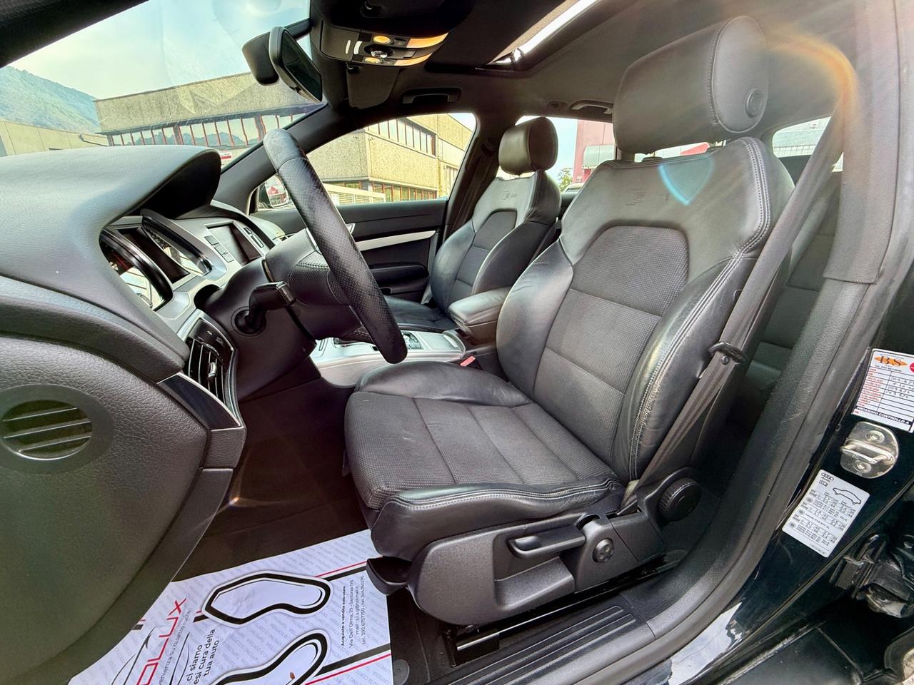 Audi A6 Avant 3.0 V6 TDI 240 CV F.AP quattro Limited Edition
