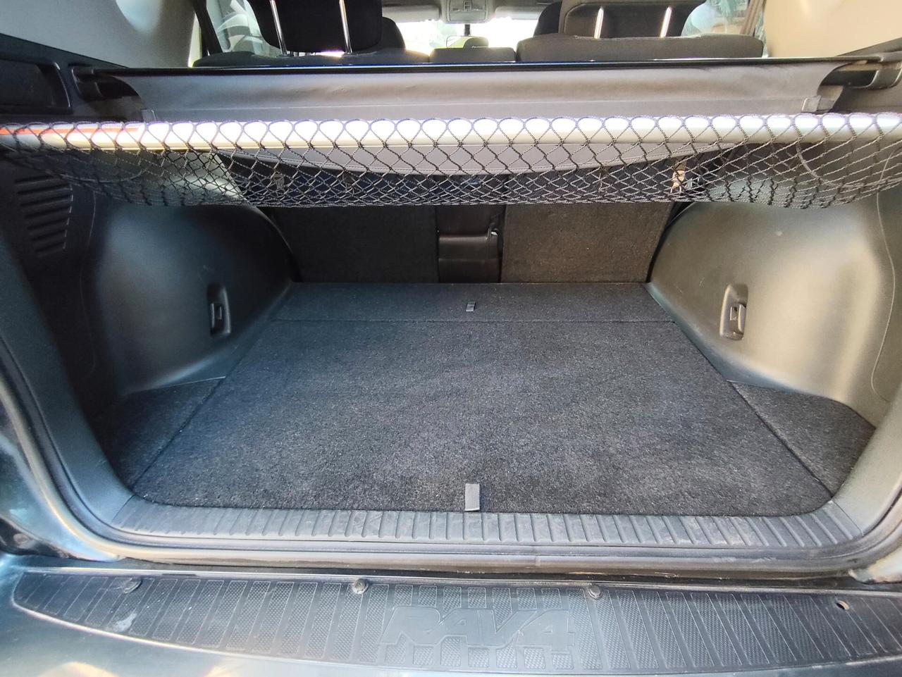 Toyota RAV 4 2.2 136 CV 2006