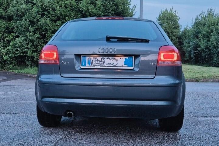 Audi A3 1.6 16V FSI Ambition NEOPATENTATI
