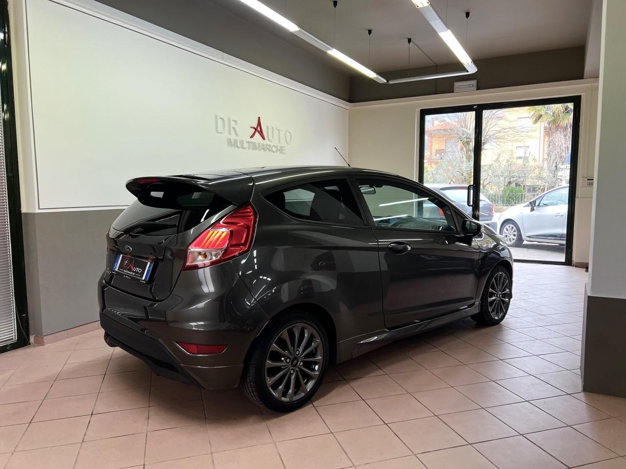 Ford Fiesta 1.5 TDCi 75CV 3 porte ST-Line