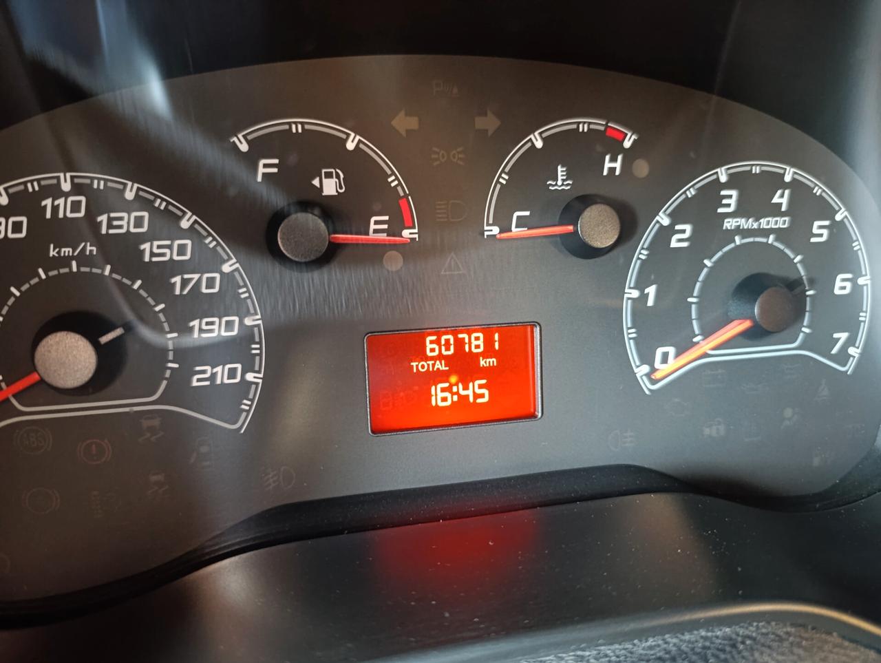 Fiat Doblo Doblò 1.4 16V benzina 5 posti