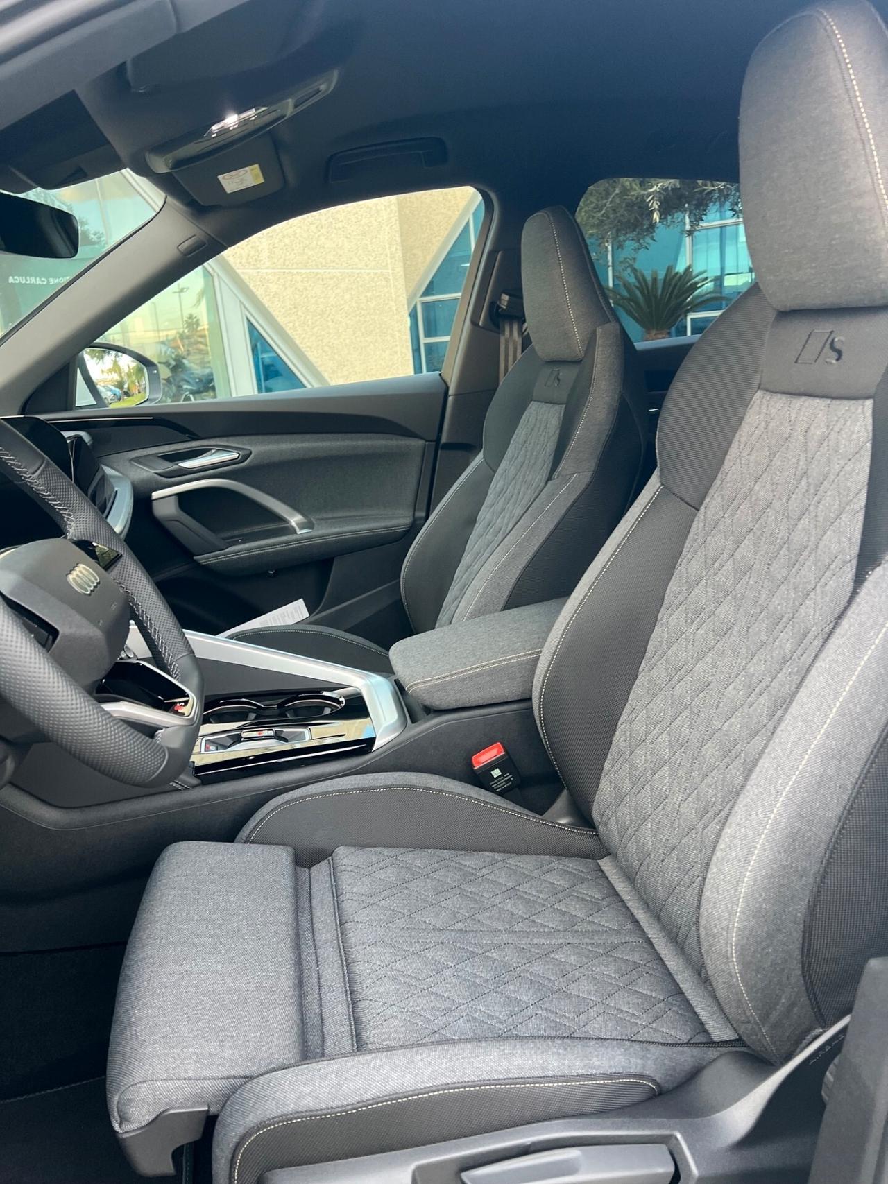 Audi Q5 Spb Sline AWD possibilità noleggio no scoring