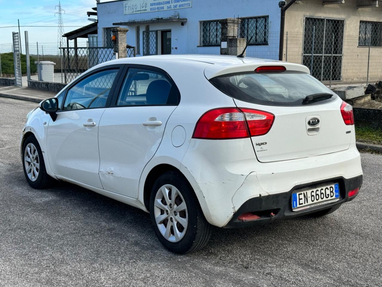 Kia Rio 1.4 CRDi WGT 5p. EX