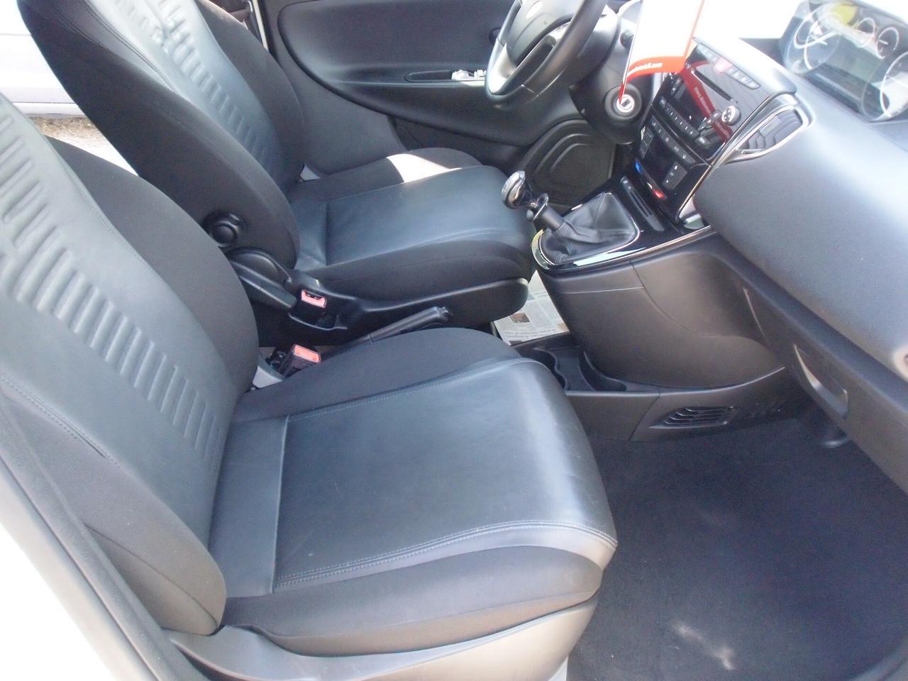 Lancia Ypsilon 0900 TWINAIR 5P 85CV METANO