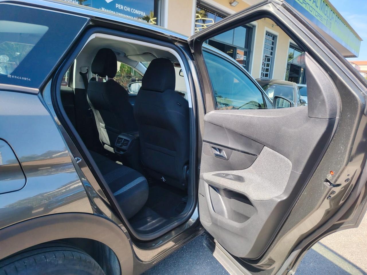 Peugeot 3008 BlueHDi 130 S&S Active