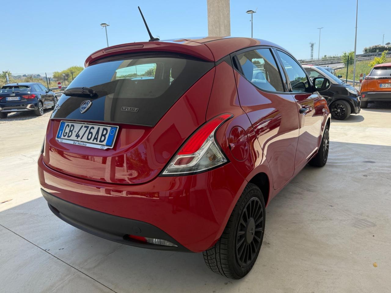 Lancia Ypsilon 1.0 FireFly 5 porte S&S Hybrid Ecochic Gold