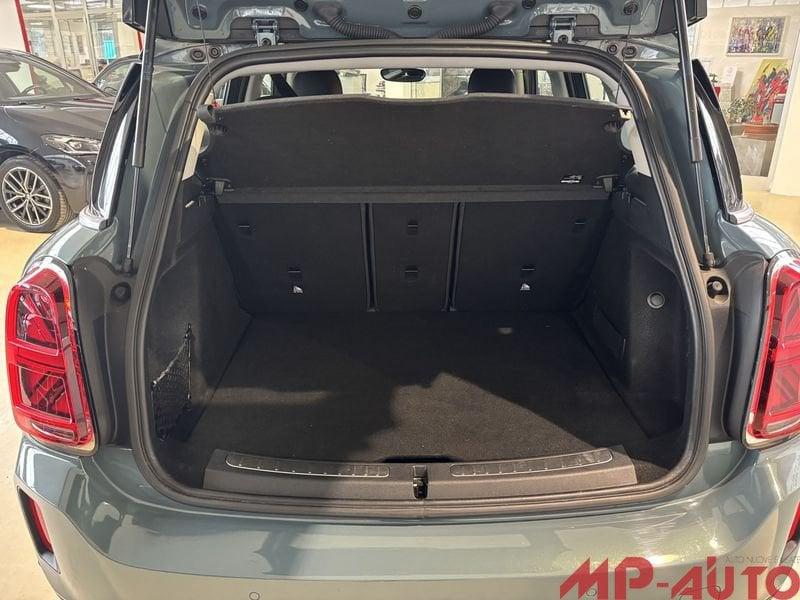 MINI Countryman Cooper AUTOMATICA Essential