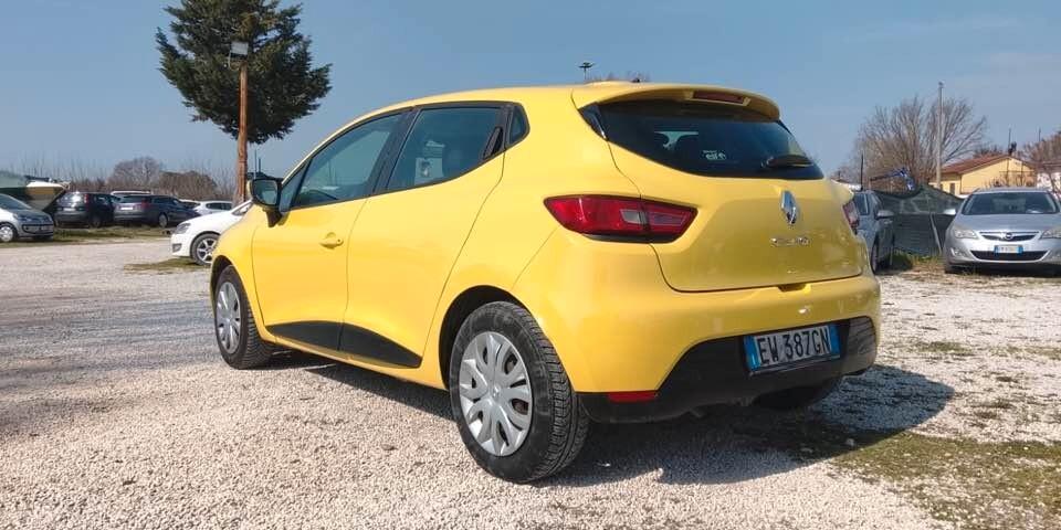Renault Clio 1.2 75CV GPL 5 porte Costume National