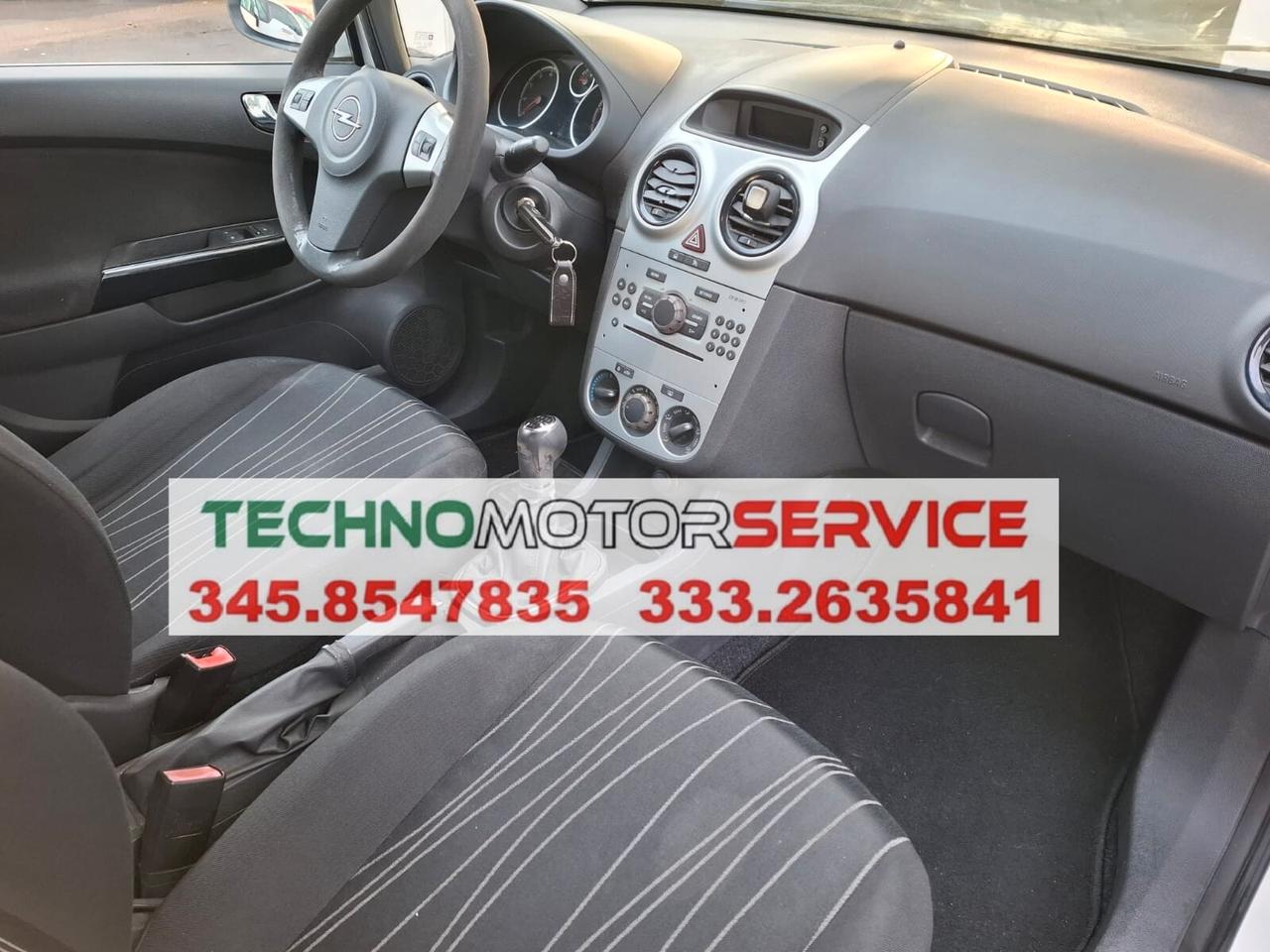 Opel Corsa 1.2 5 porte Club