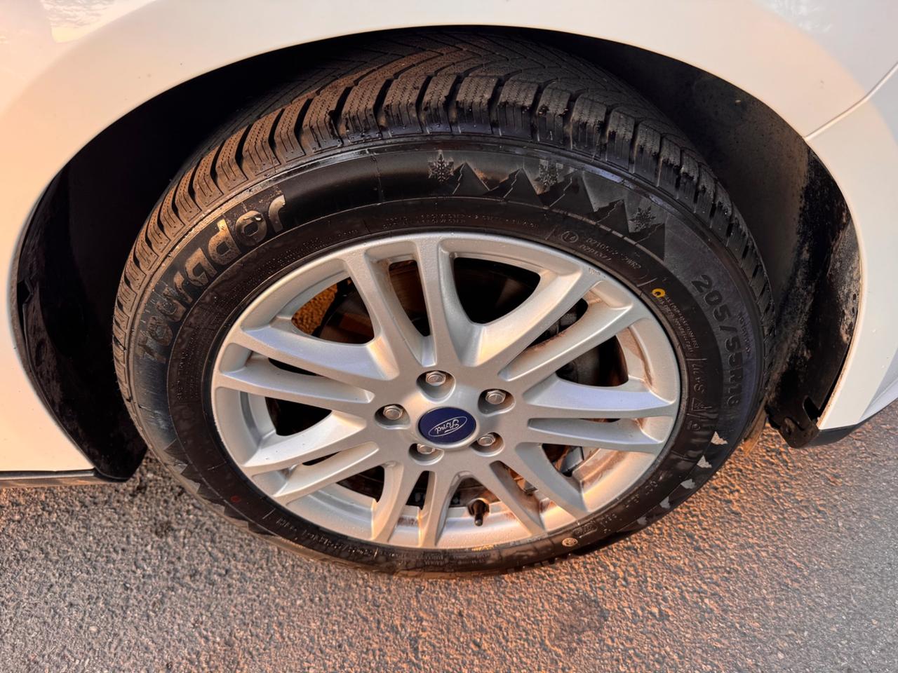 Ford Focus 1.6 GPL 120 CV neopaten garanzia 12 mesi