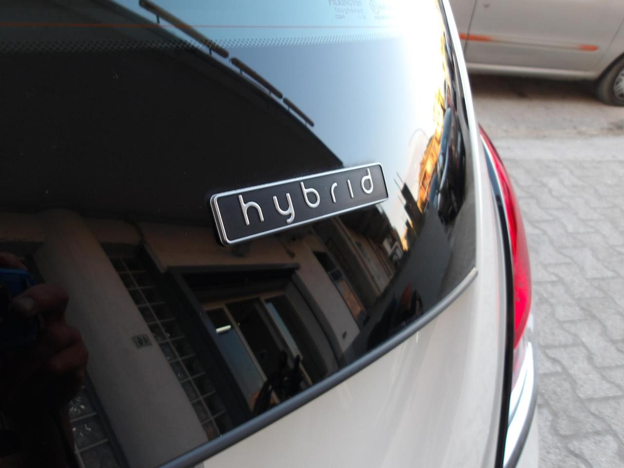 Lancia Ypsilon 1.0 firefly hybrid Gold Plus s&s 70cv 5p.ti