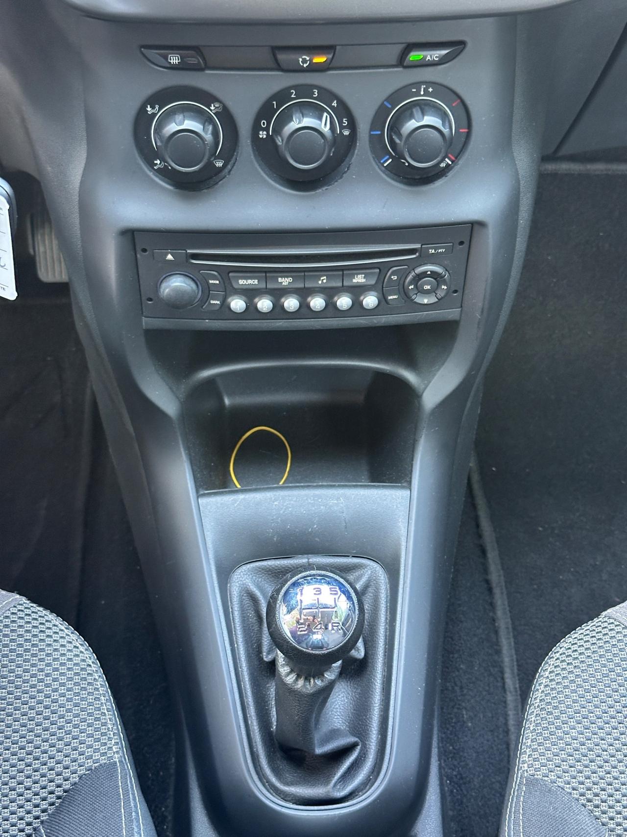 Citroen C3 1.2 VTi 82 Exclusive Benzina Neopatentati