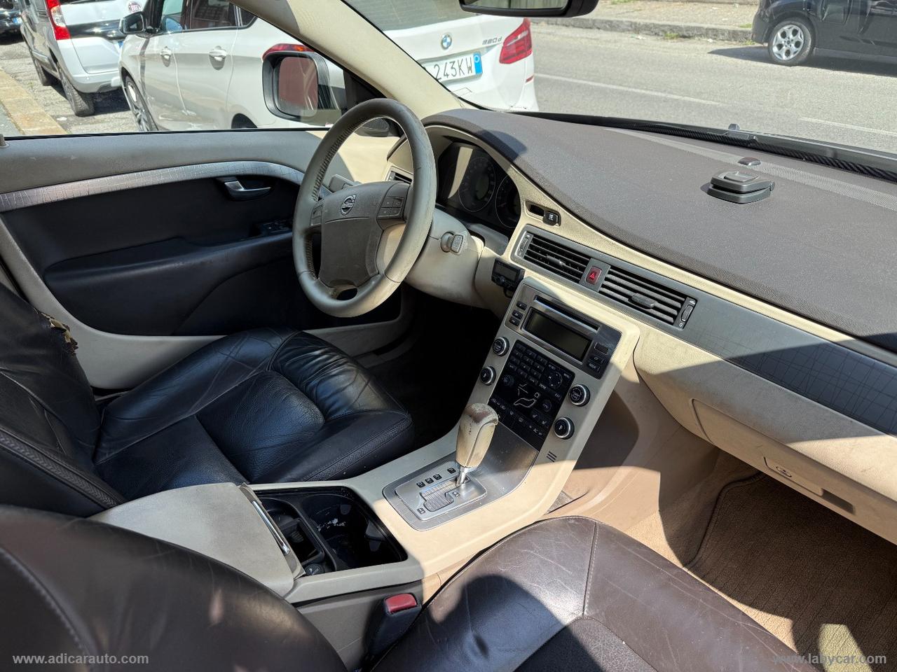 VOLVO XC70 D5 AWD aut.