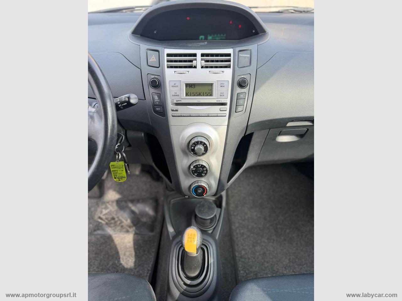 TOYOTA Yaris 1.4 D-4D 5p. Sol