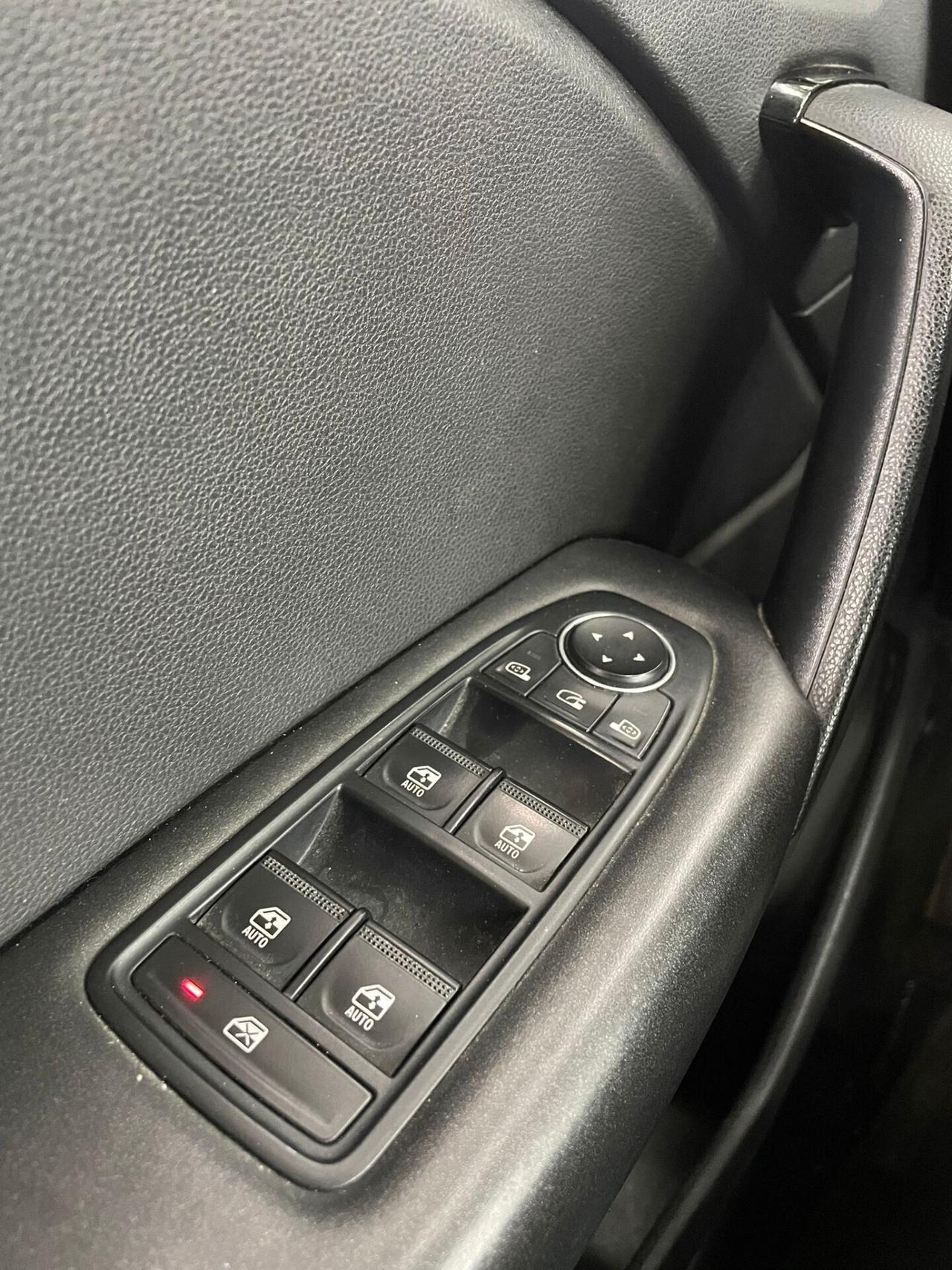 Renault Captur Blue dCi 115 CV EDC Business