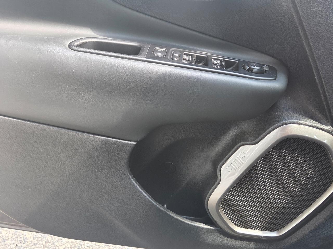 Jeep Renegade 120 Cv Limited Nessun obbligo finanziario !