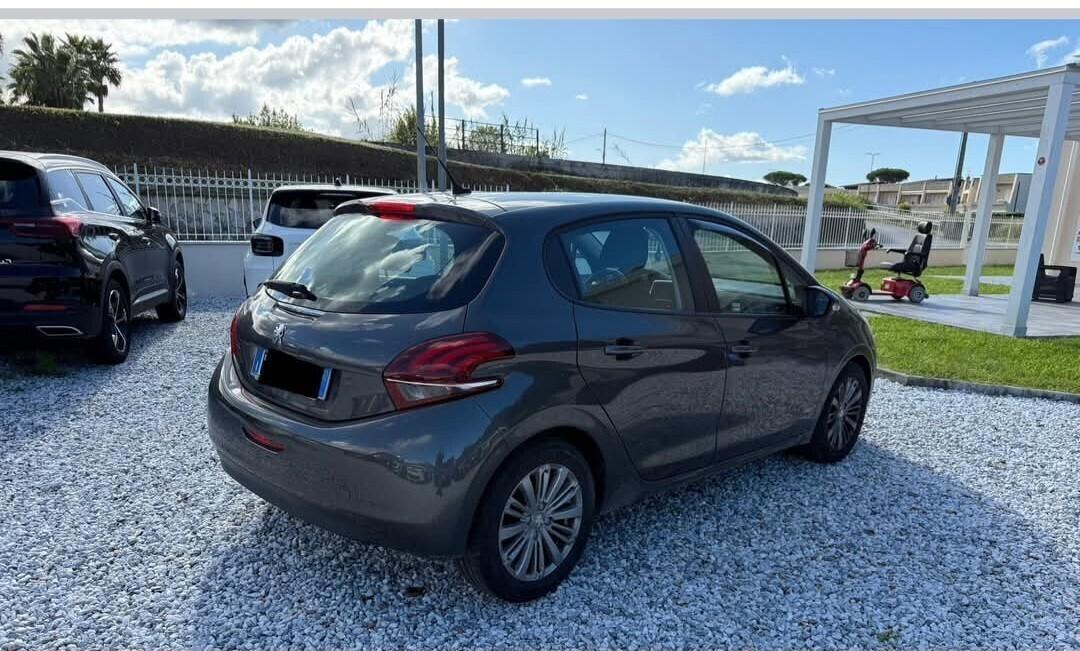 Peugeot 208 PureTech 82 5 porte Allure 40 mila km