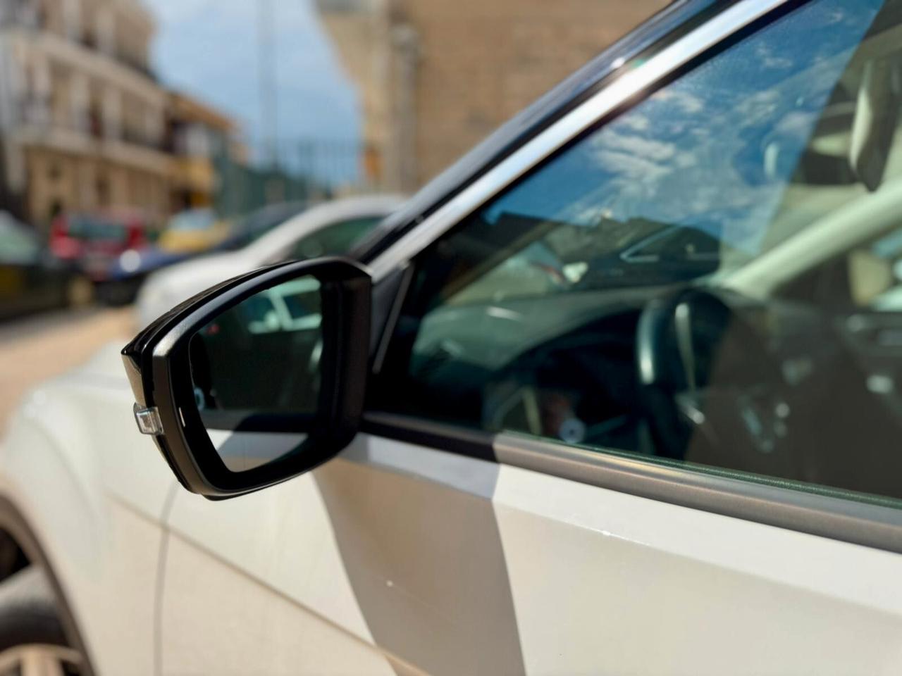 Volkswagen T-Roc 1.0 TSI 115 CV Style BlueMotion Technology BICOLOR