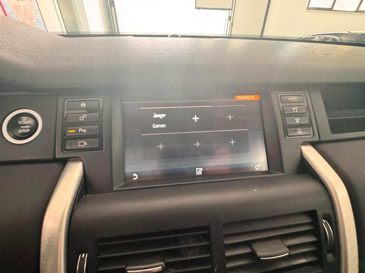 Land Rover Discovery Sport 2.0 TD4 180 CV HSE Luxury