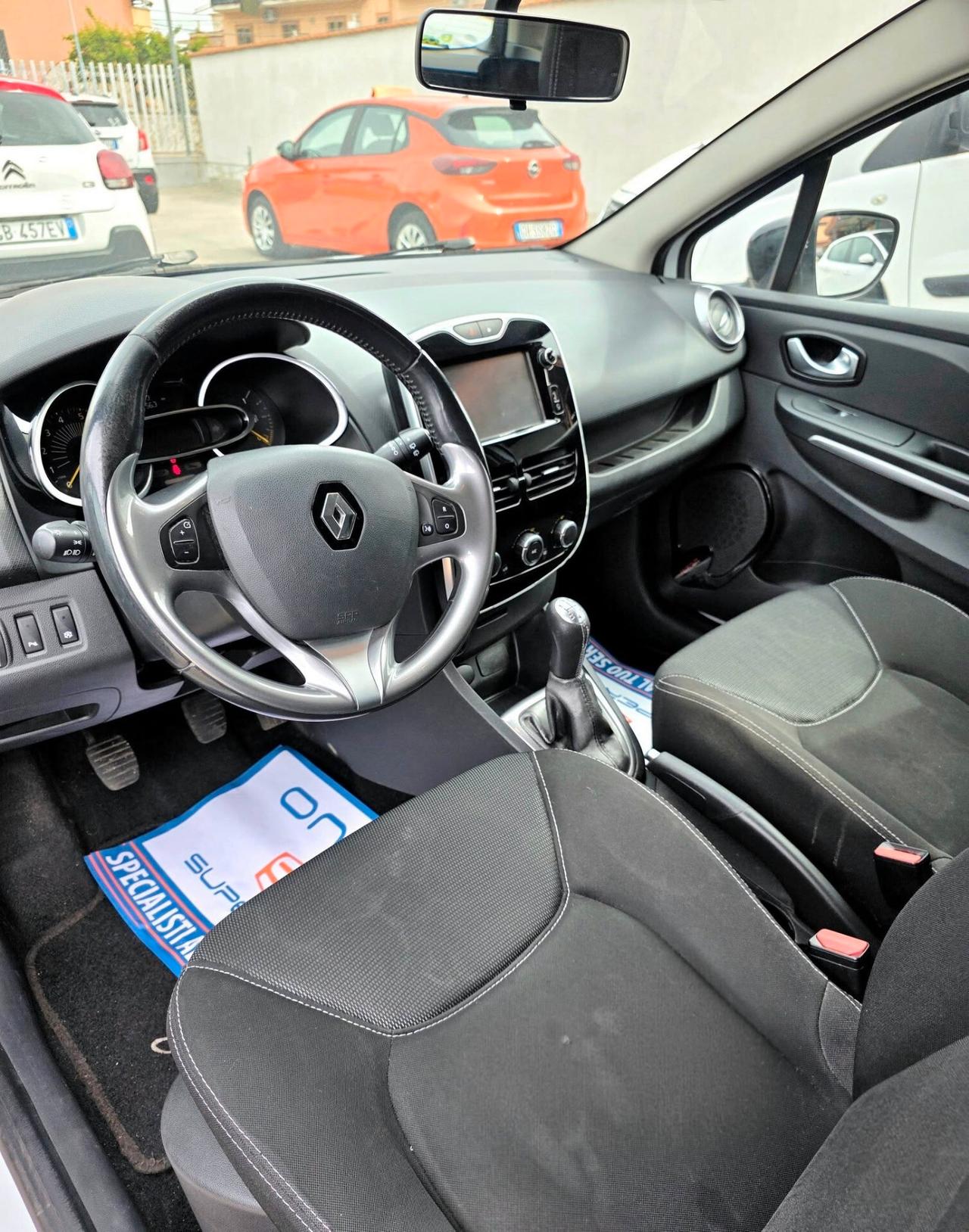 Renault Clio 1.5 dCi 90CV Costume National