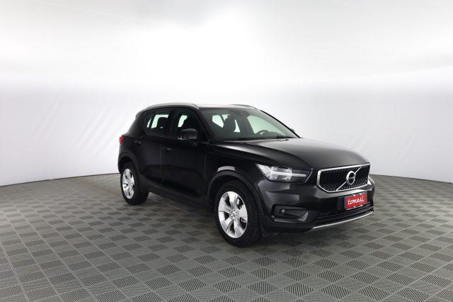 VOLVO XC40 XC40 B4 AWD Geartronic Momentum