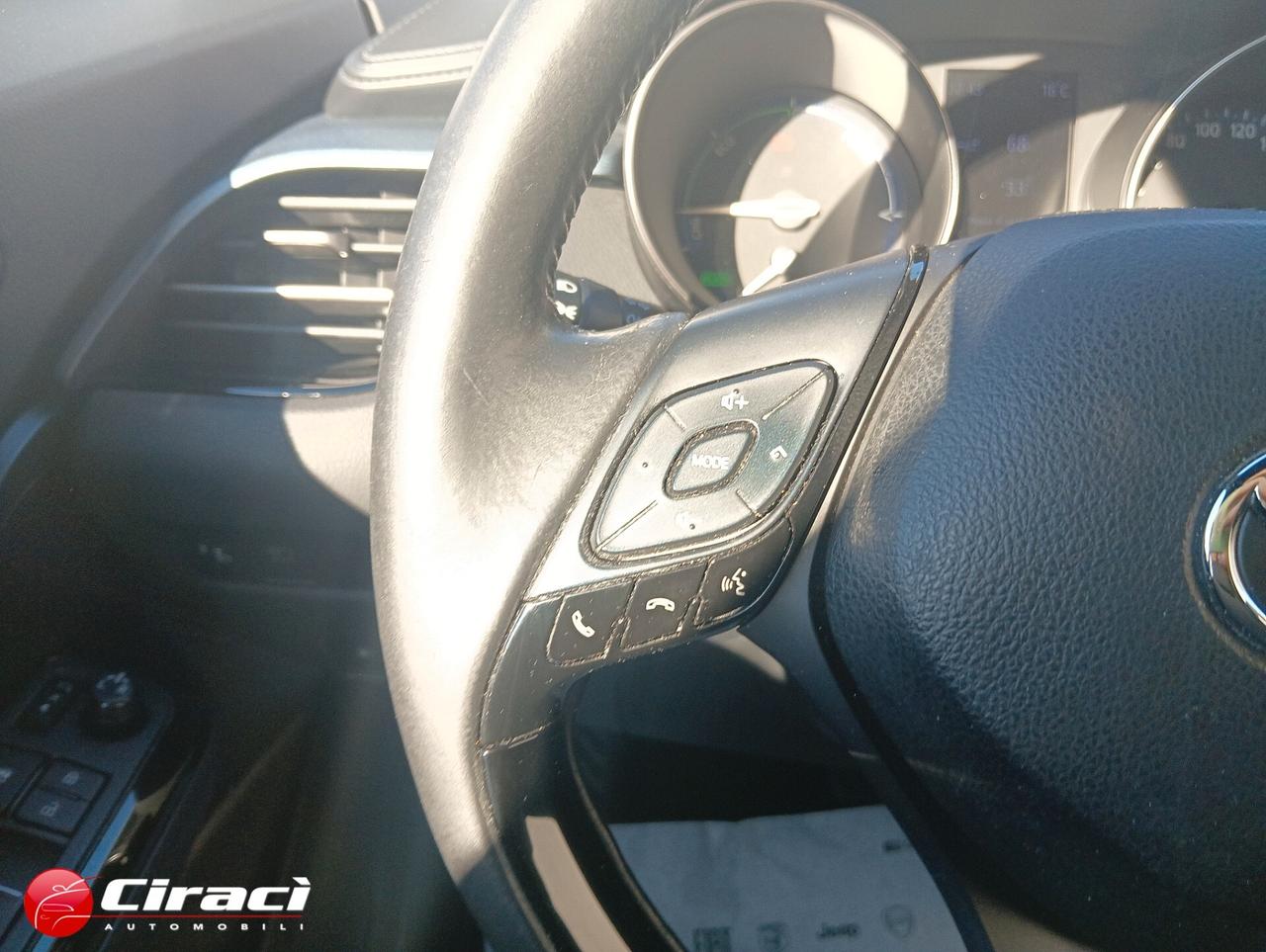 Toyota C-HR 2.0 Hybrid E-CVT Trend