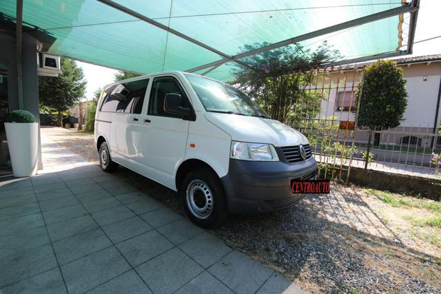VOLKSWAGEN Caravelle T5 2.5 tdi 131cv 9Posti Klima Letto Portabici