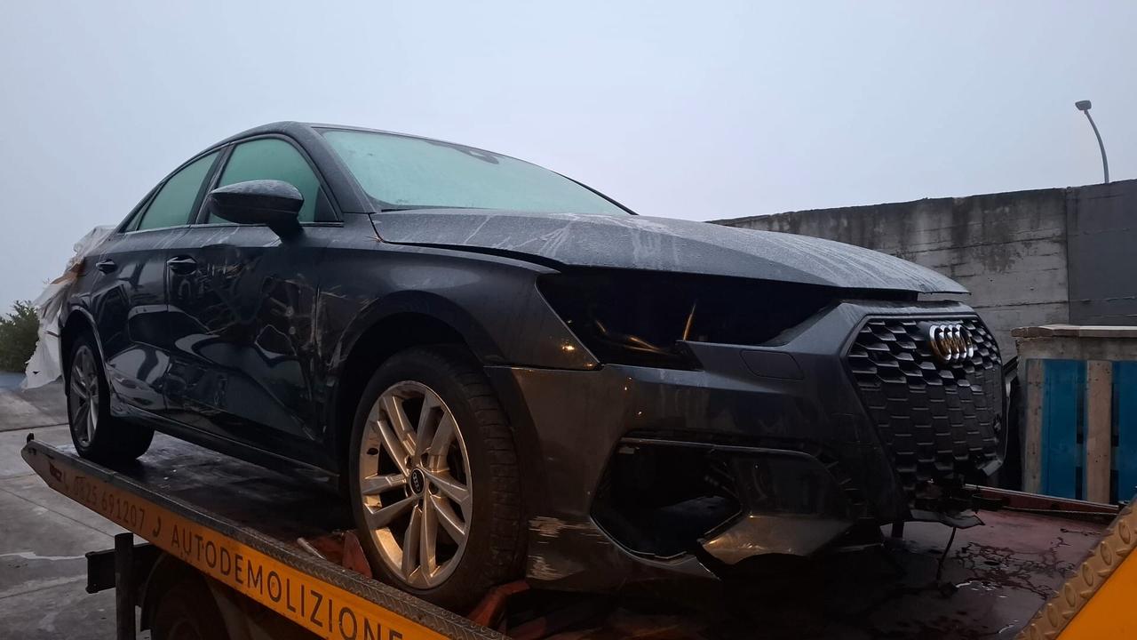 Audi A3 Sedan 35 TDI S tronic PER RICAMBI