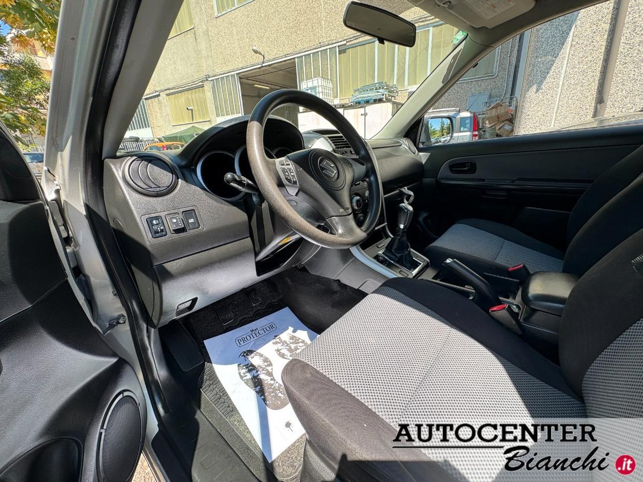 Suzuki Grand Vitara 3 Porte GPL 3p 1.6 vvt 16v