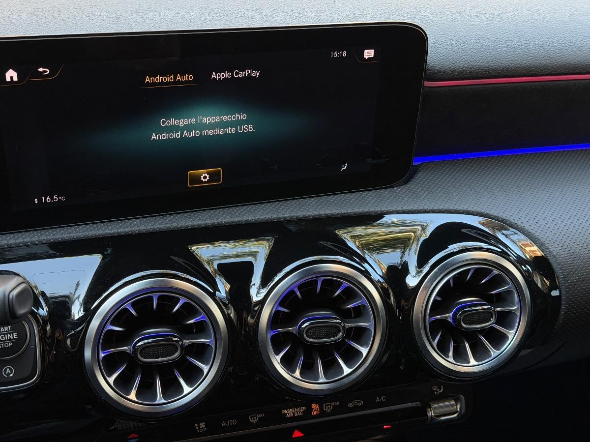 Mercedes Classe A 180d Premium AMG Night Edition 116CV