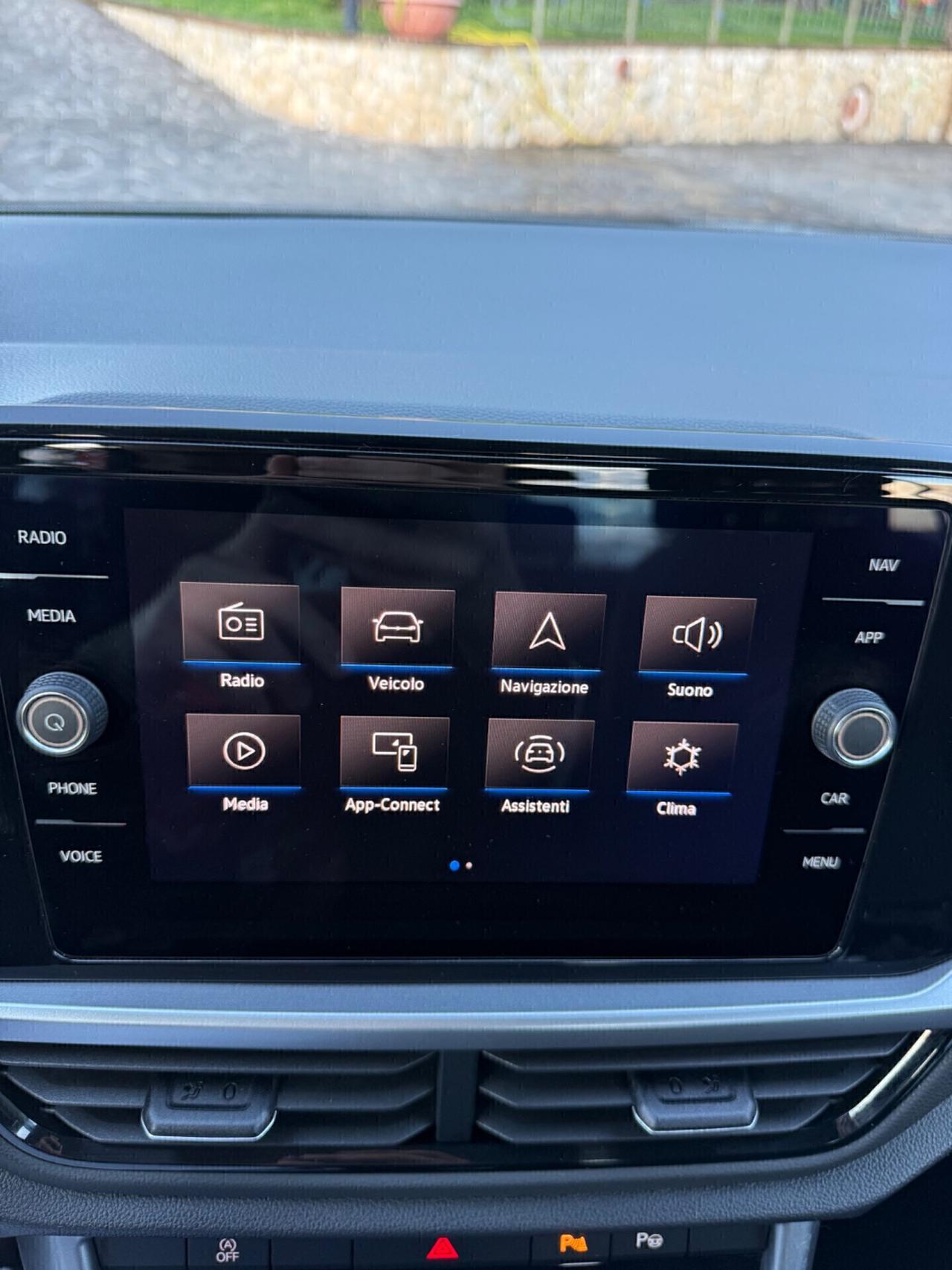 Volkswagen T-Roc 2.0 TDI SCR 150 CV DSG R-Line 2023