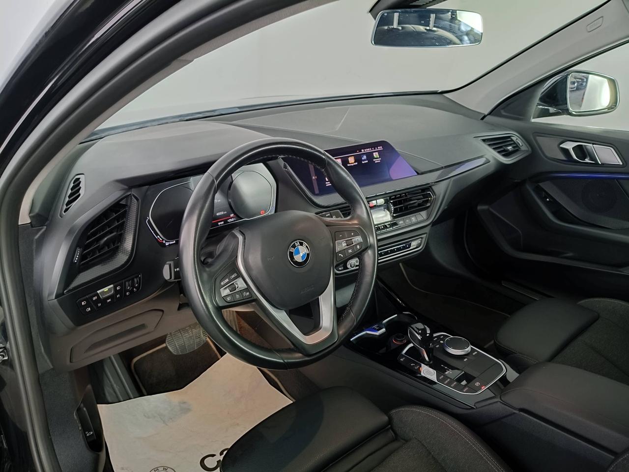 BMW Serie 1 F40 - 116d Sport auto