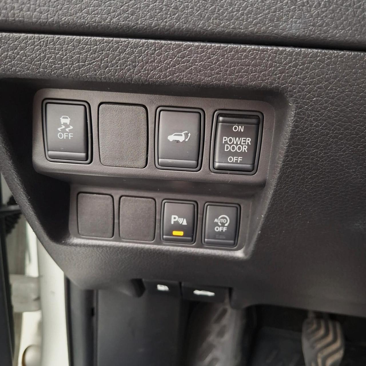 NISSAN X-Trail 1.6 dCi 4WD TEKNA