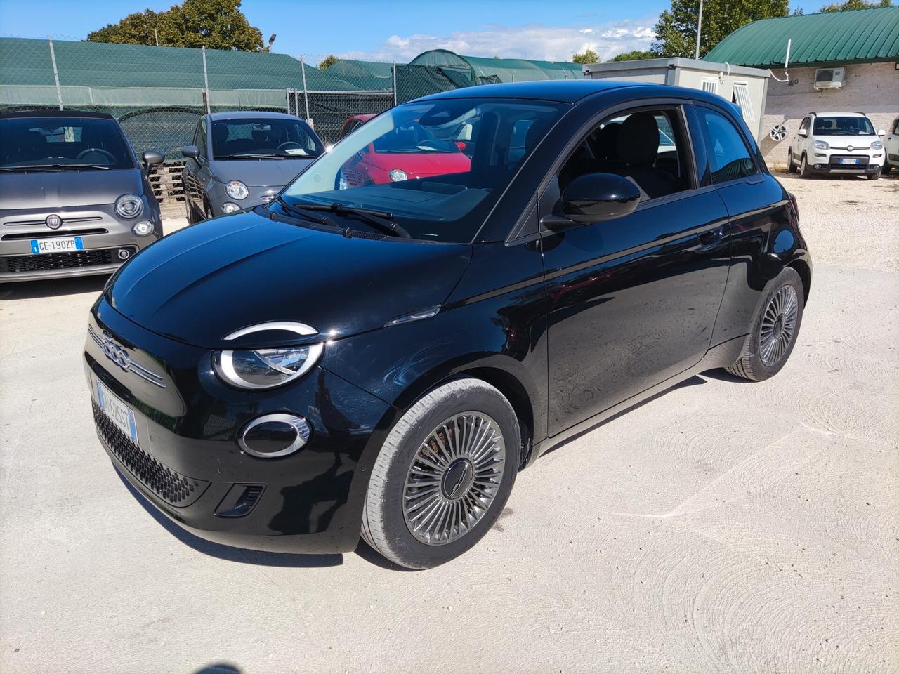 Fiat 500 Icon Berlina 42 kWh