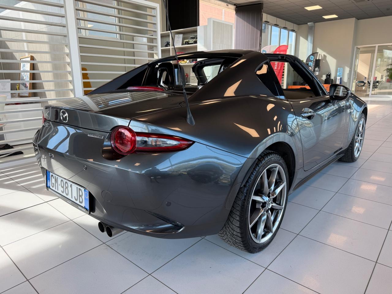 Mazda MX-5 2.0L Skyactiv-G RF Sport i-ELOOP