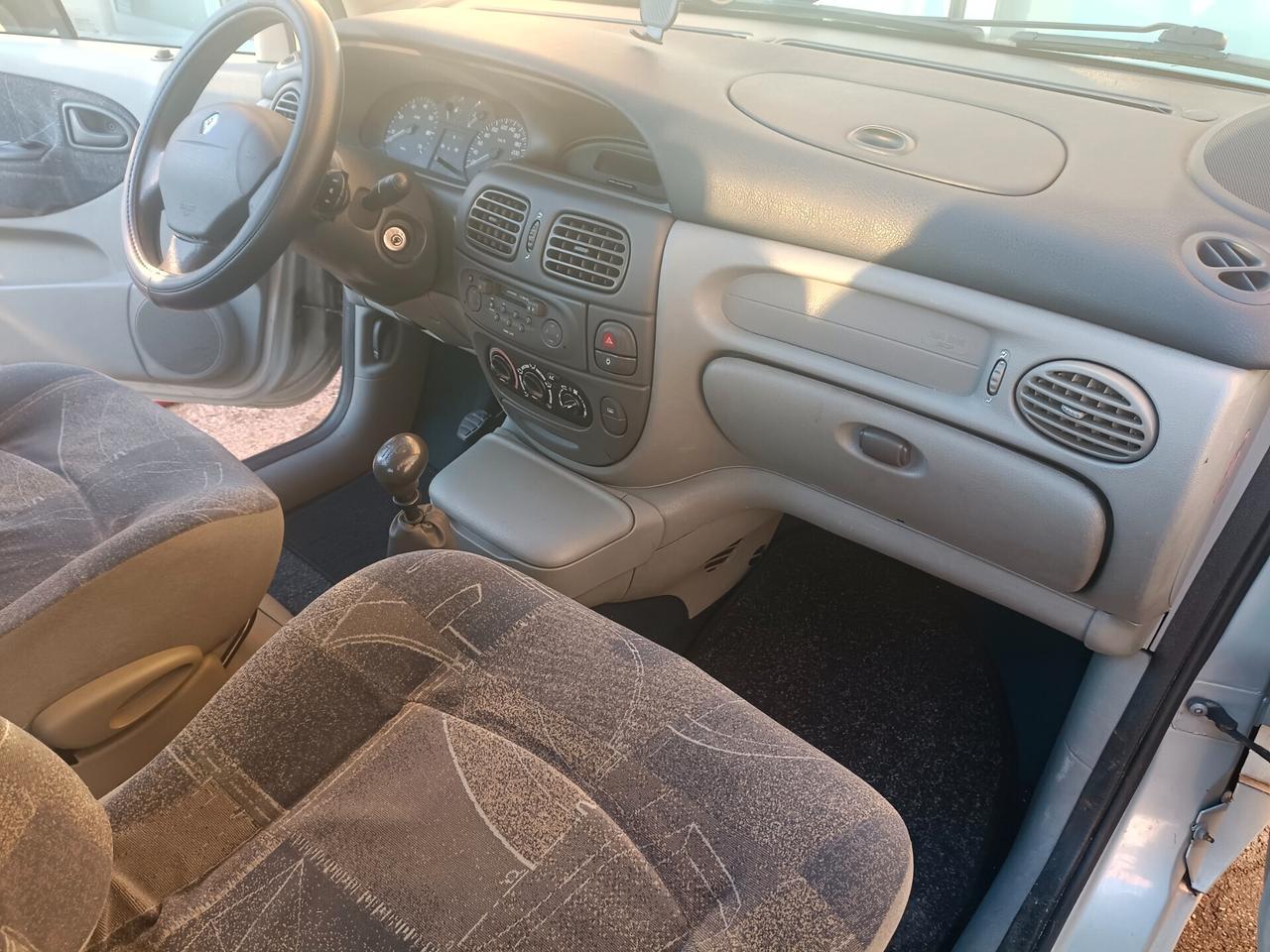 Renault Megane Scénic 1.6