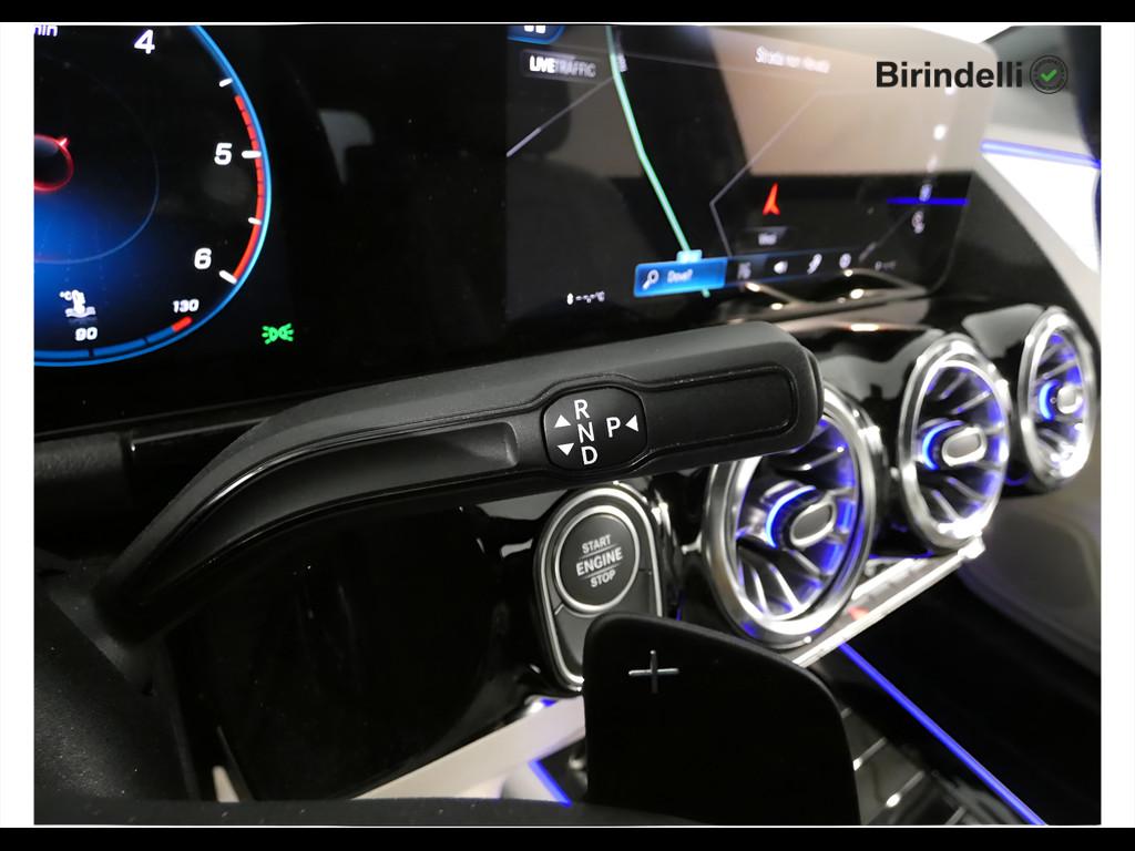 Mercedes-Benz GLA (H247) - GLA 200 d Automatic Sport